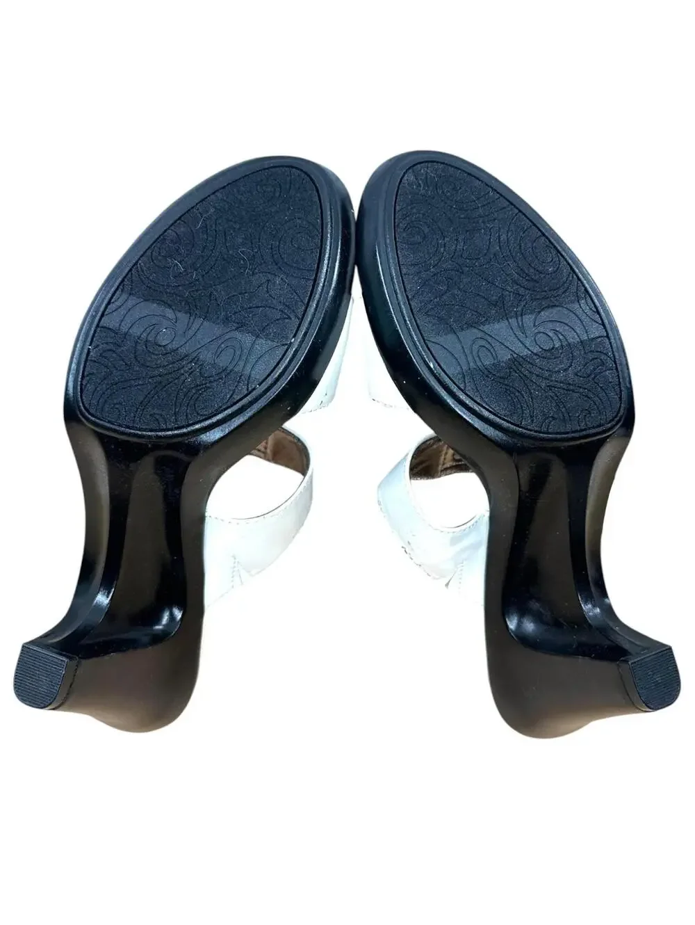 Croft & Barrow White Patent Gold‎ Tile Wedge Sandals